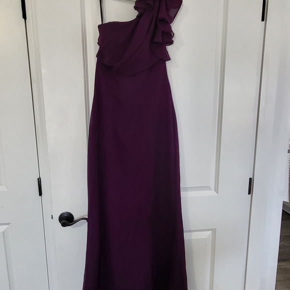 Dress - Picture 2 of 7